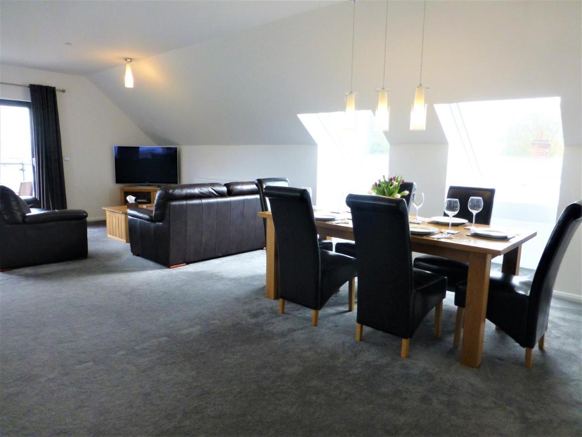 Gerycastell Luxury Holiday Apartment With Stunning Views & Ev Station Point Кармартен Экстерьер фото